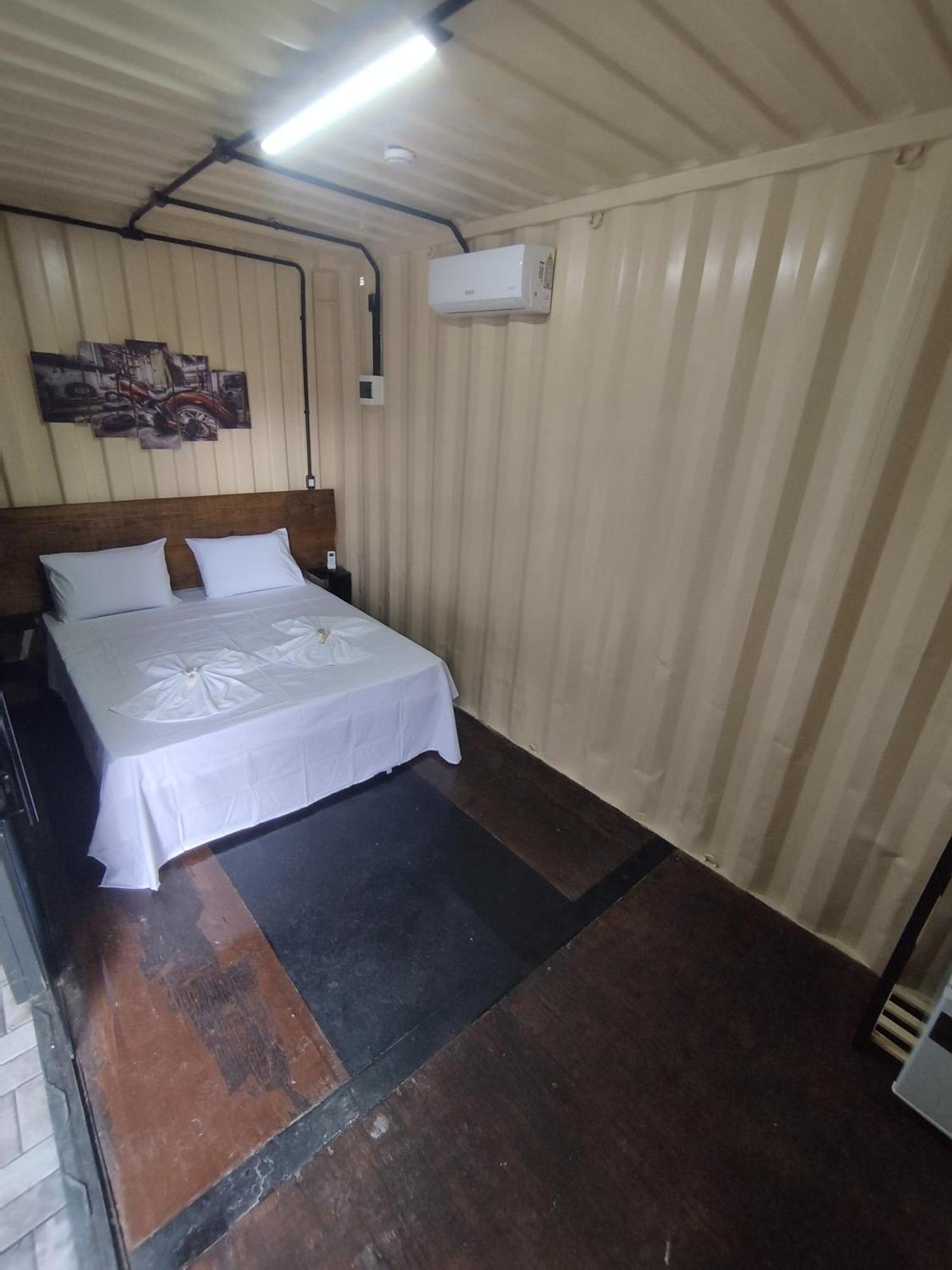Moto Inn Урубісі Екстер'єр фото